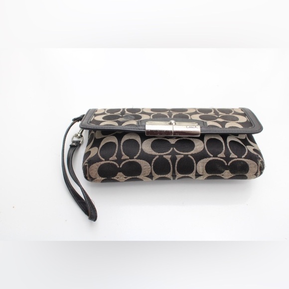 Coach signature logo hand bag/wristlet - Picture 9 of 13